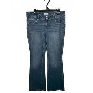 Vintage Aeropostale Jeans. Hailey flare style. Women’s size 11/12. 